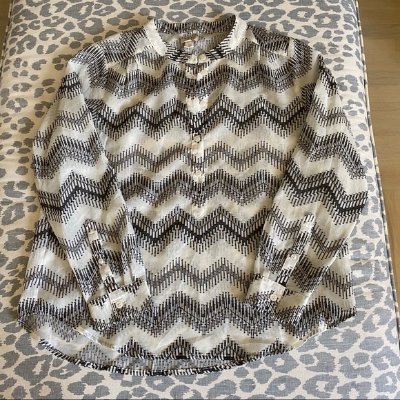 J. Crew Cream and black chevron pattern - Picture 2 of 5